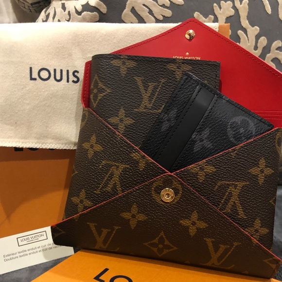 Louis Vuitton Handbags - Brand New!!! Louis Vuitton Medium Kirigami!